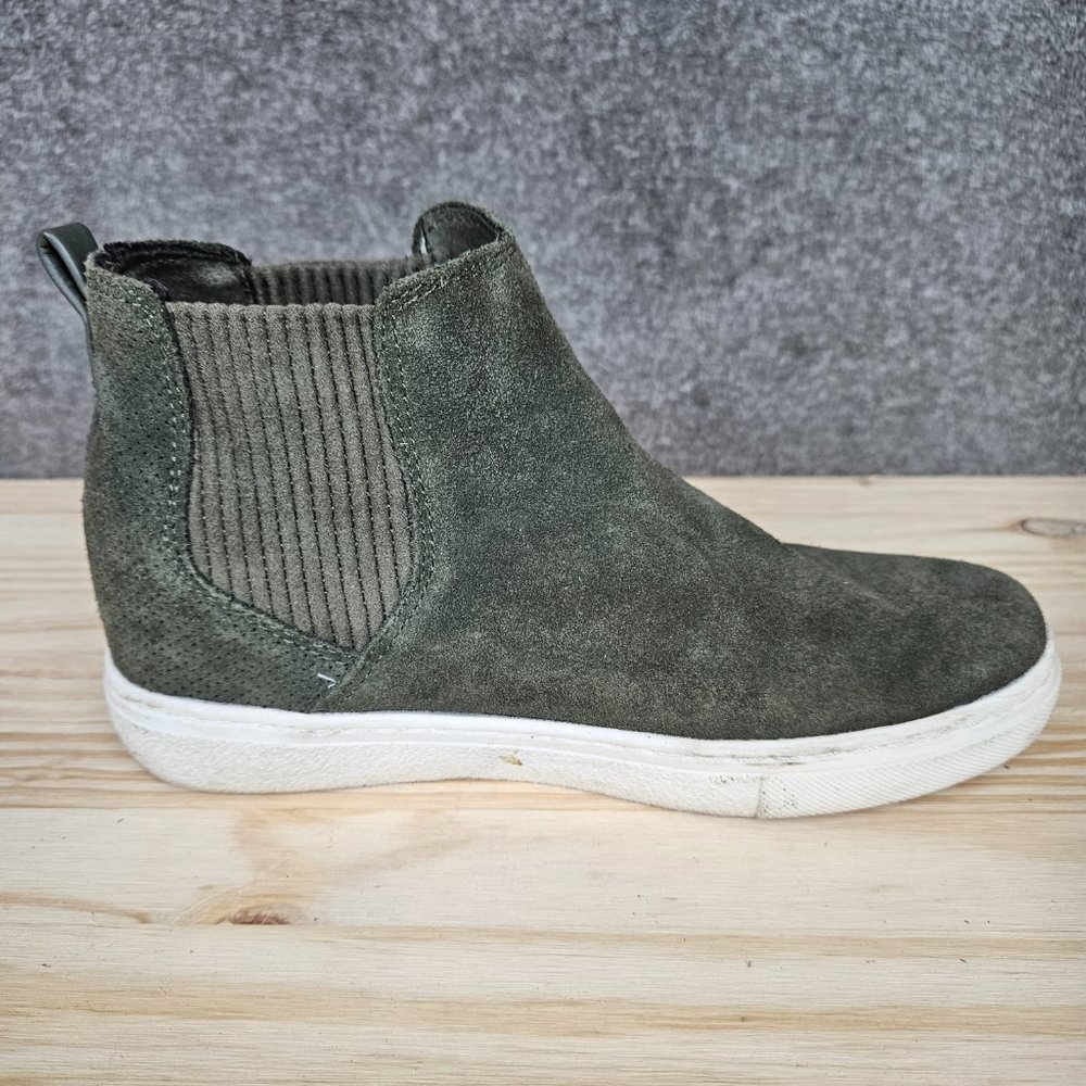 Wedge High-Top Sketchers Size 7 - Picture 11 of 12